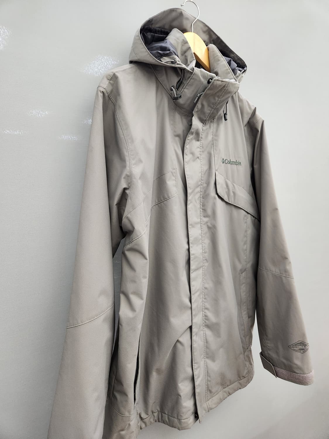 컬럼비아 옴니테크 후드 바람막이 상품이미지2