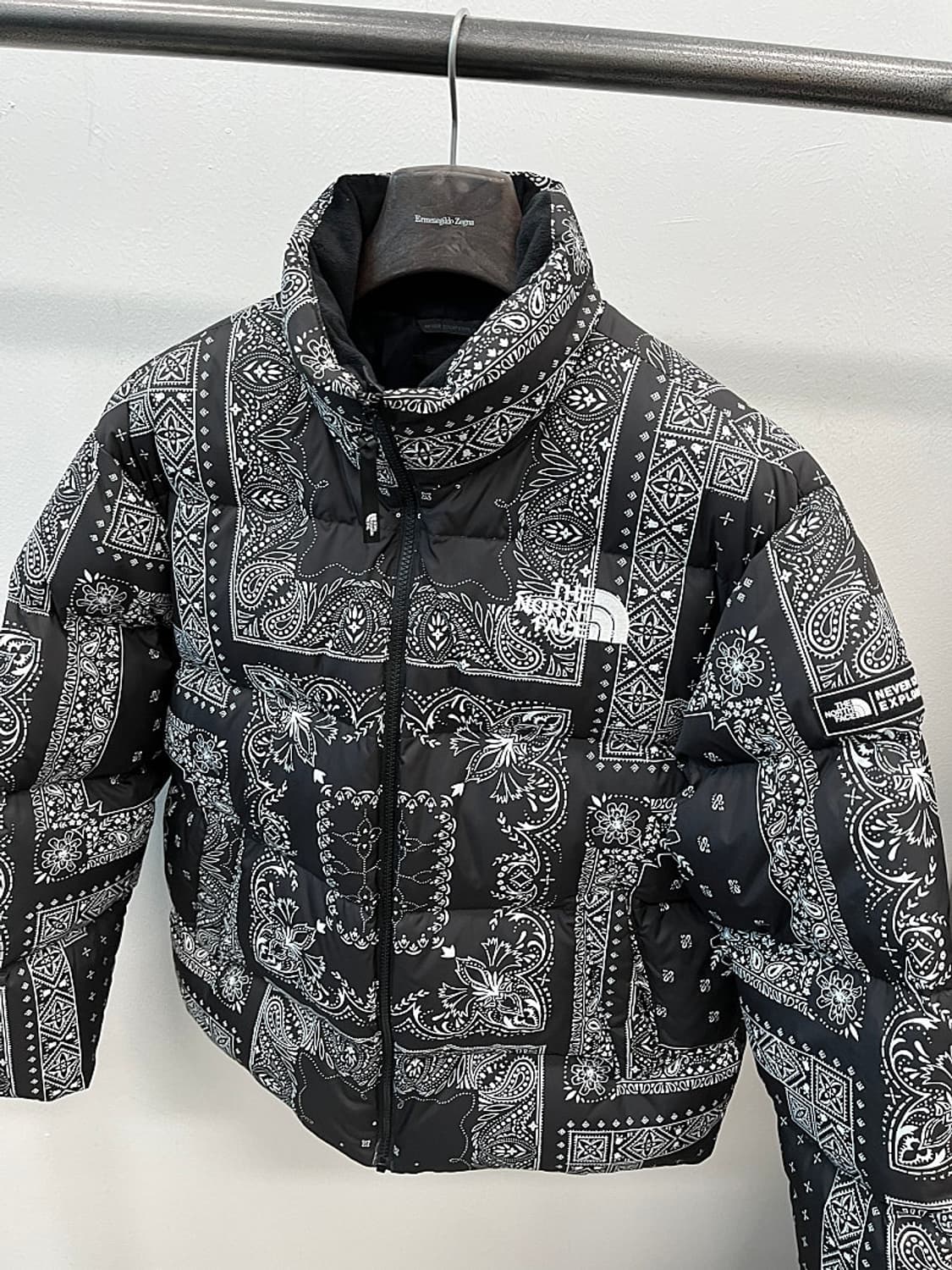 95) 노스페이스 700 페이즐리 다운패딩  상품이미지4