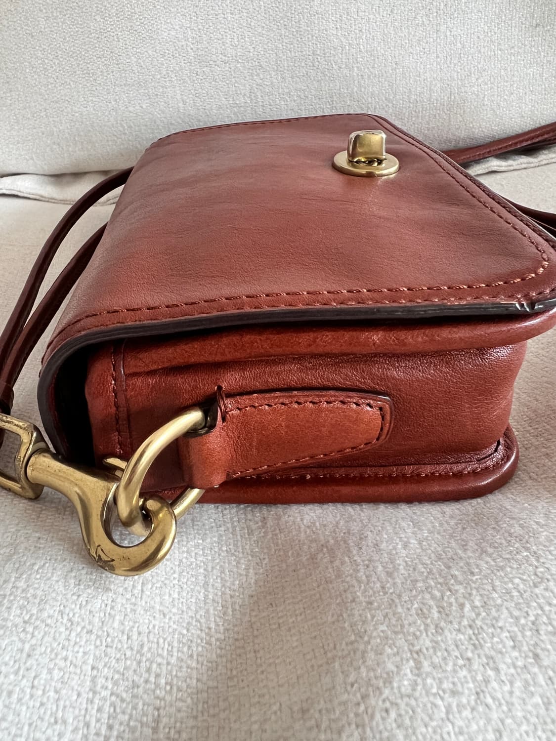 코치 브라운 레더 크로스백 19914 상품이미지7