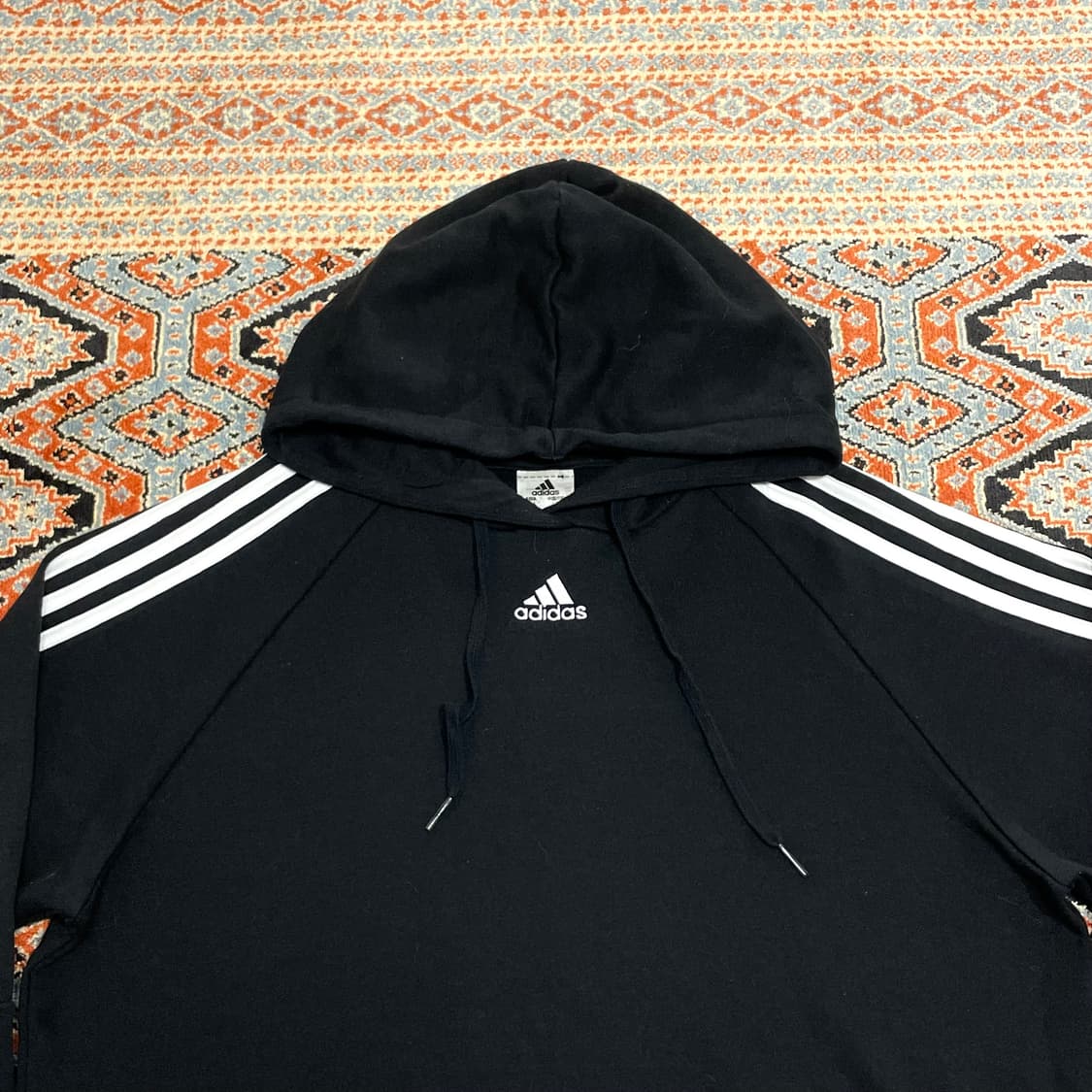 아디다스 삼각로고 블랙 크롭 후드티셔츠 여성S 상품이미지2