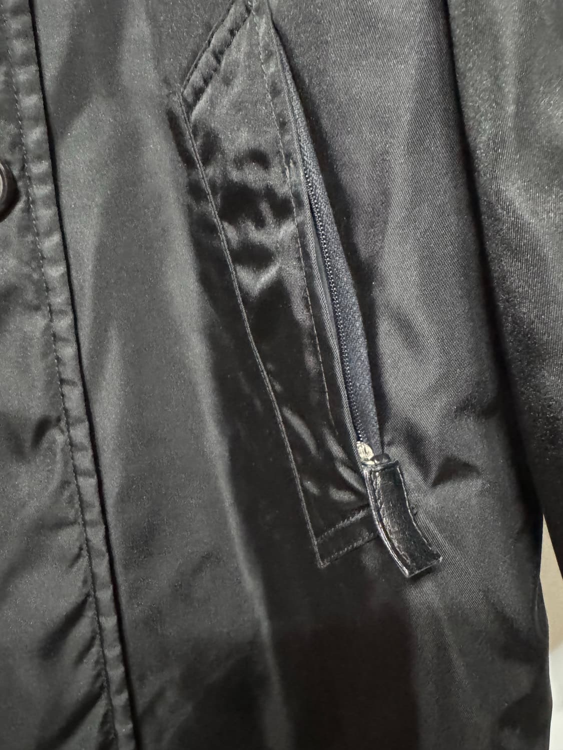 40 프라다 여성 나일론 트렌치코트 상품이미지6