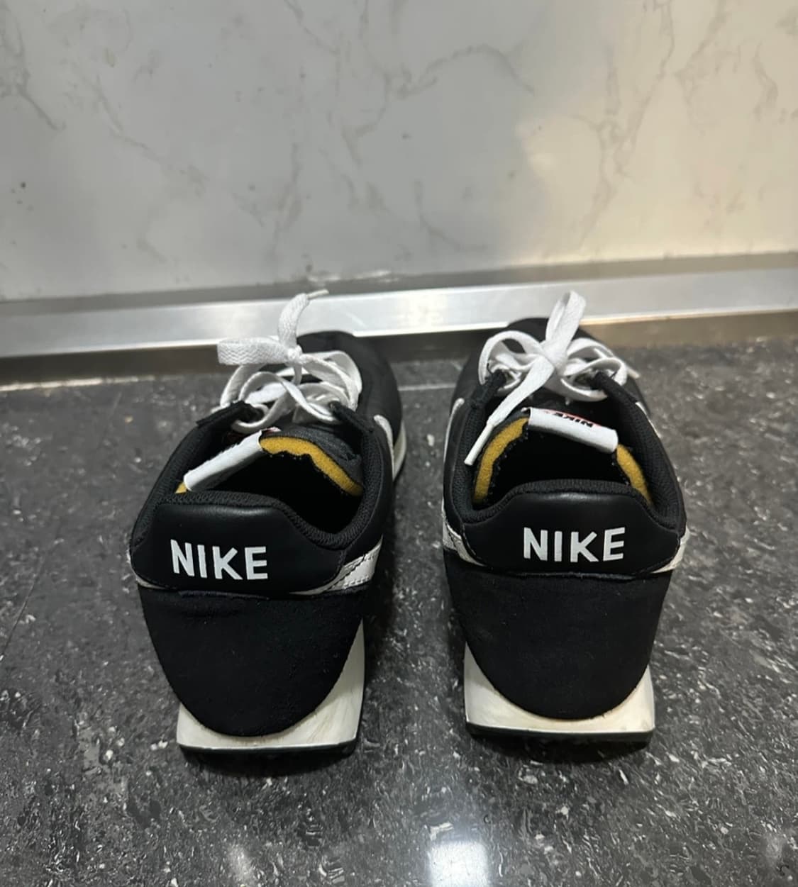 나이키 테일윈드 79 블랙 운동화 상품이미지2