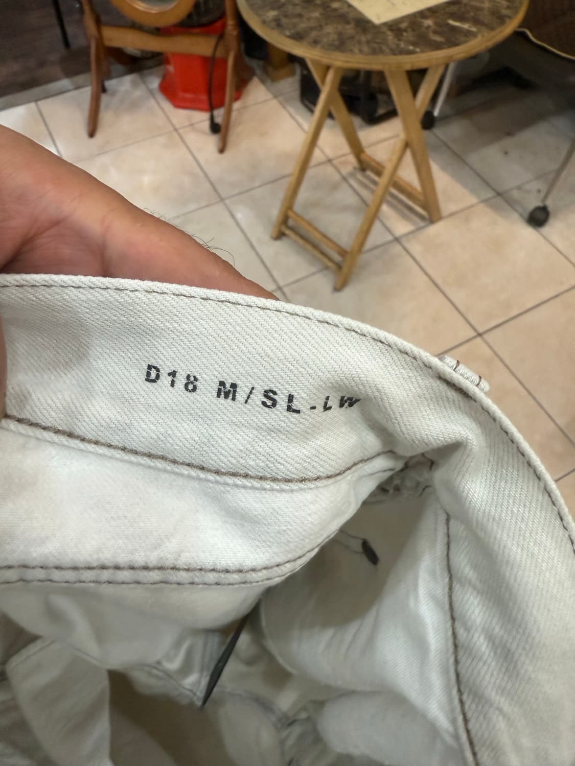 32-33 정품 생로랑 데님팬츠 팝니다 상품이미지4