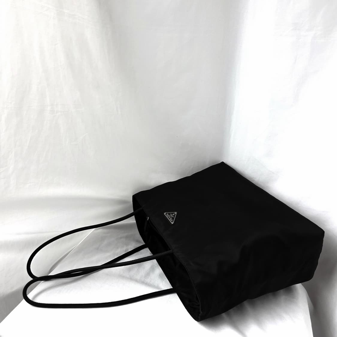 [정품 PRADA] 프라다 포코노 나일론 쇼퍼백 숄더백 라지 상품이미지3