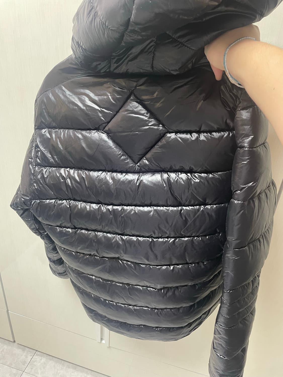 폴로 유광 경량패딩 새상품 L(네고가능) 상품이미지6