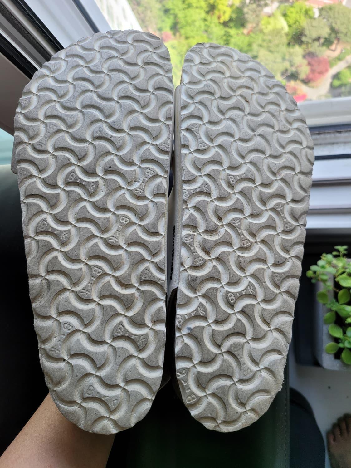 여름 코디 완성! 발 편한 버켄스탁 밀라노 화이트 (280/레귤러) 상품이미지4