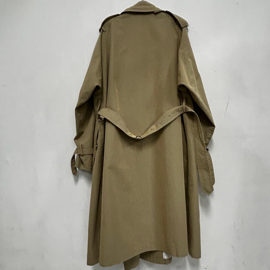 스튜디오 톰보이 베이지 트렌치코트 상품이미지2
