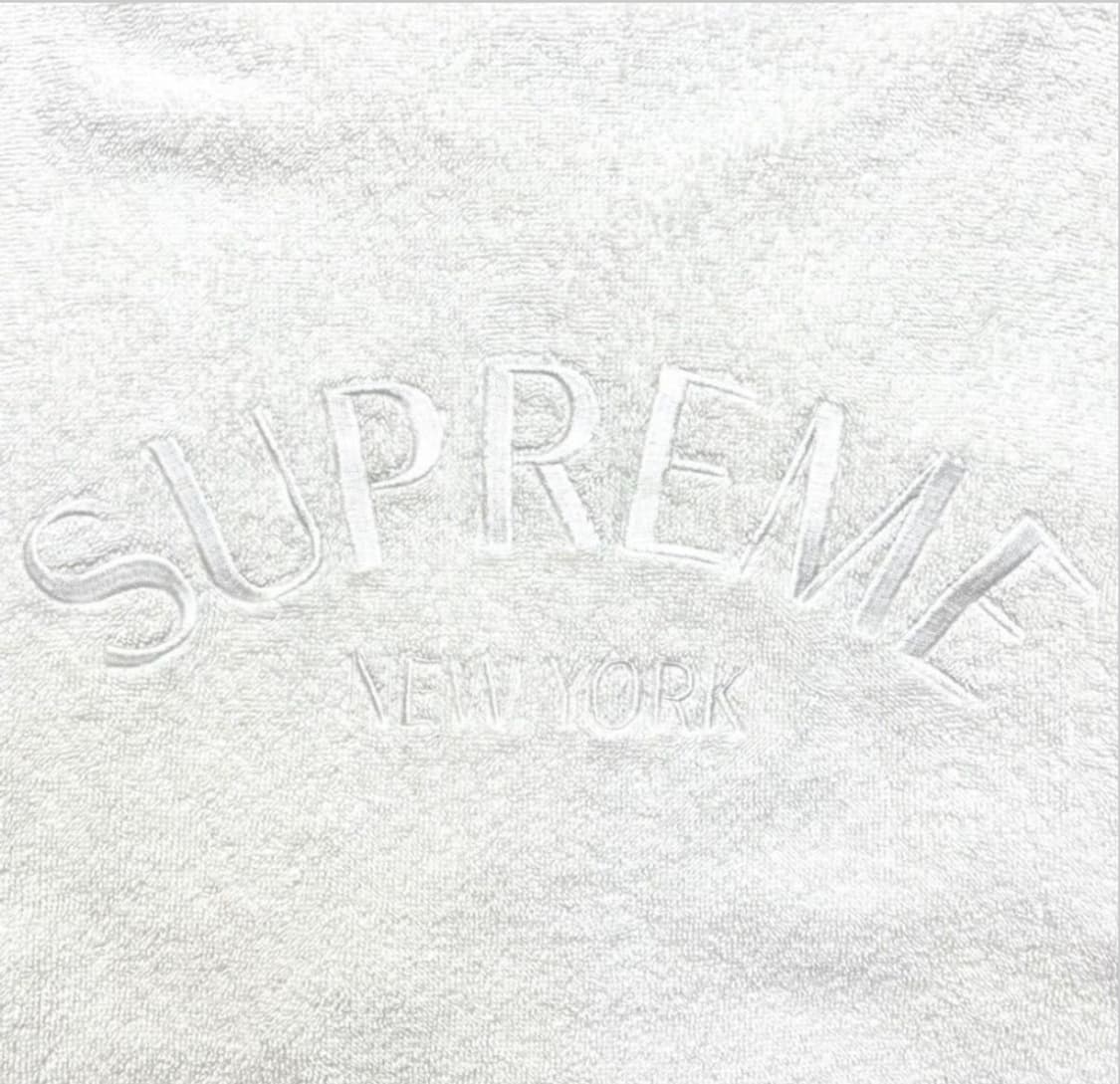 슈프림 자수 로고 화이트타올 후드집업 상품이미지7