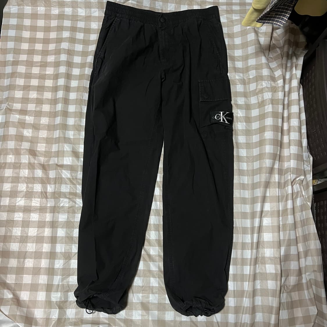 캘빈클라인 진 카고팬츠 블랙 S 조거 스트링 바지 검정 상품이미지1