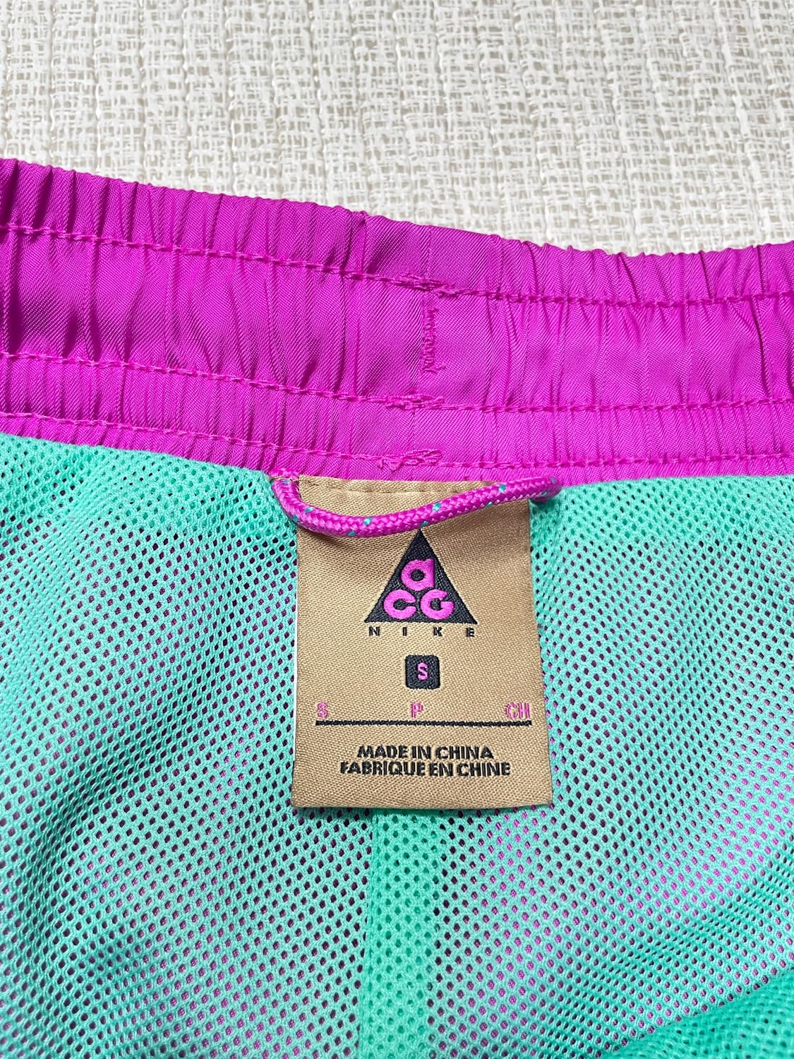[S] 나이키 acg 우븐쇼츠 핑크 상품이미지3