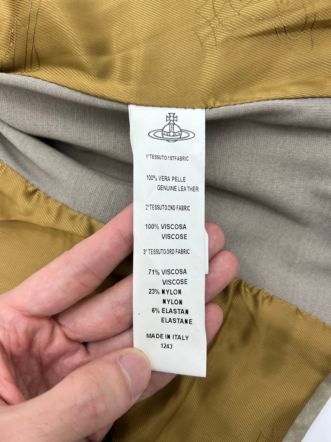 비비안 웨스트우드 레더 자켓 상품이미지5