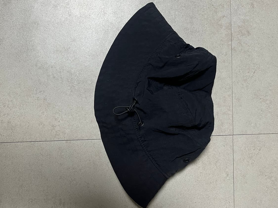 Y-3 블랙 버킷햇 상품이미지2
