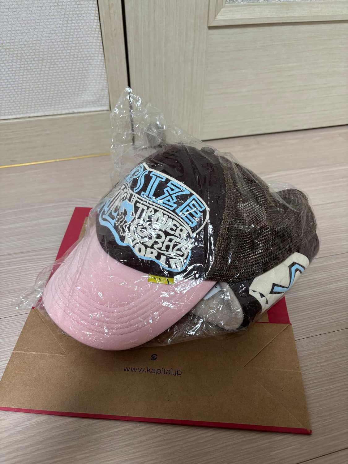 캐피탈 캡사이즈 럼버 트러커 모자 브라운 핑크 상품이미지1