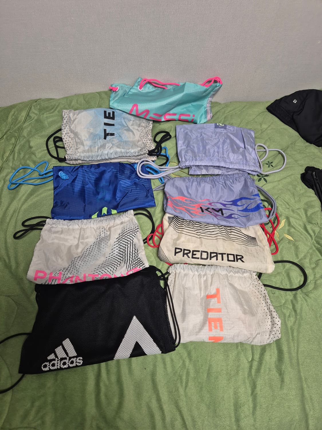 각종 축구화 가방 상품이미지1