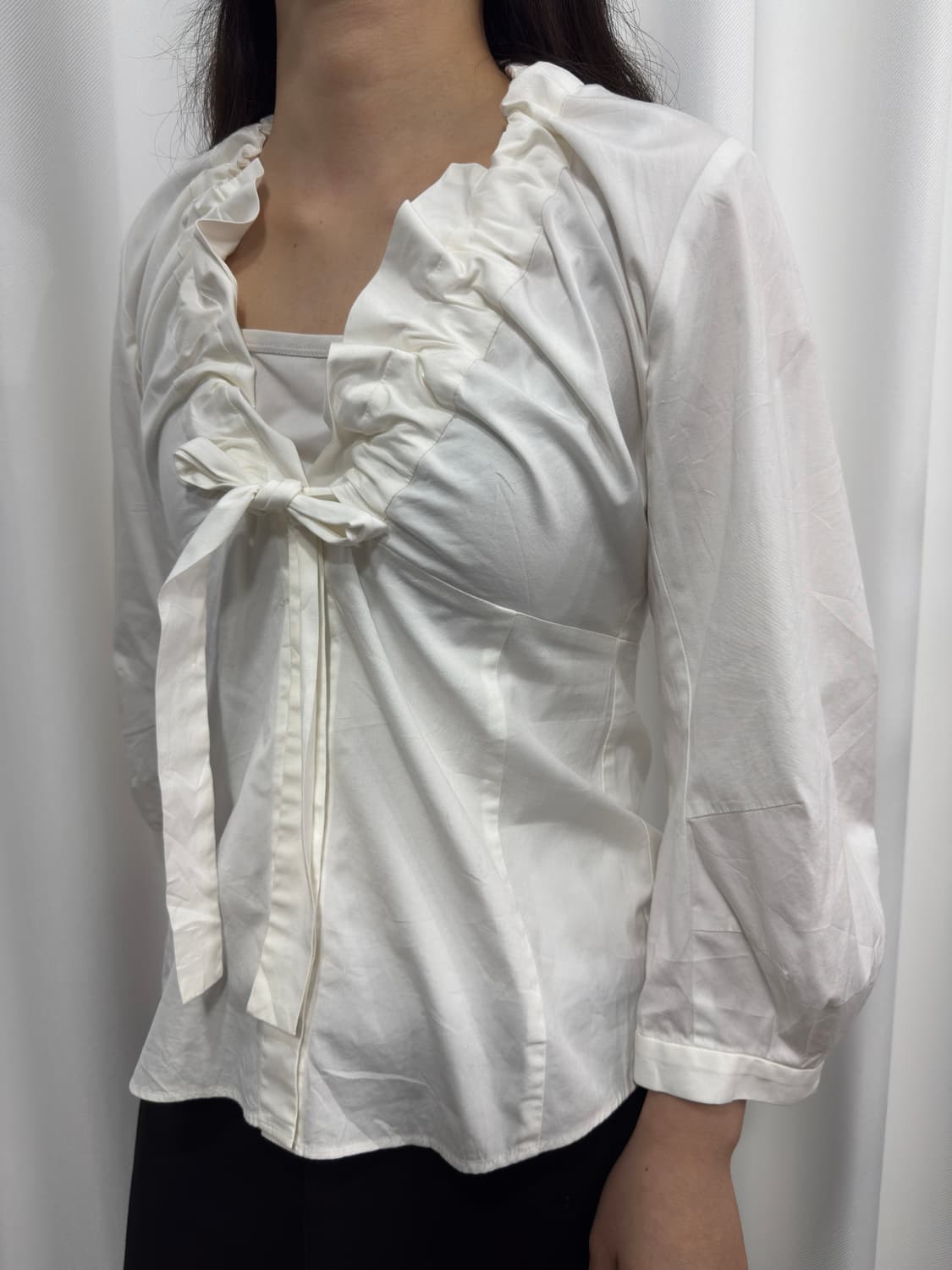dama white strap blouse 상품이미지4
