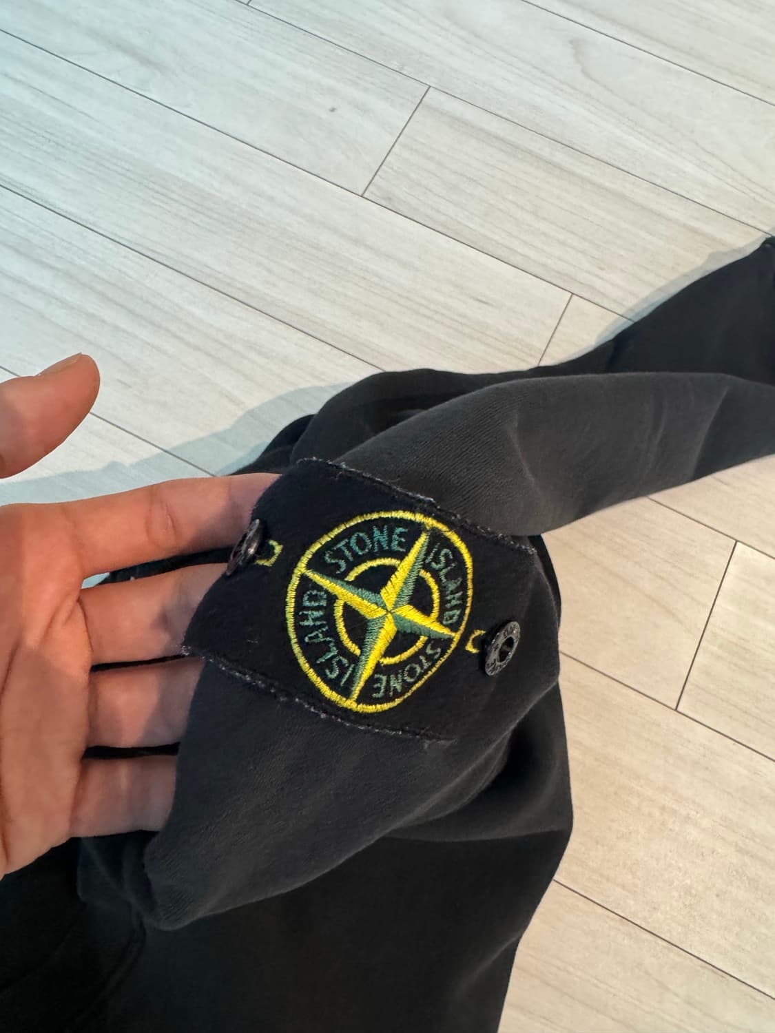 [정품] 스톤아일랜드 블랙 맨투맨 L 상품이미지3