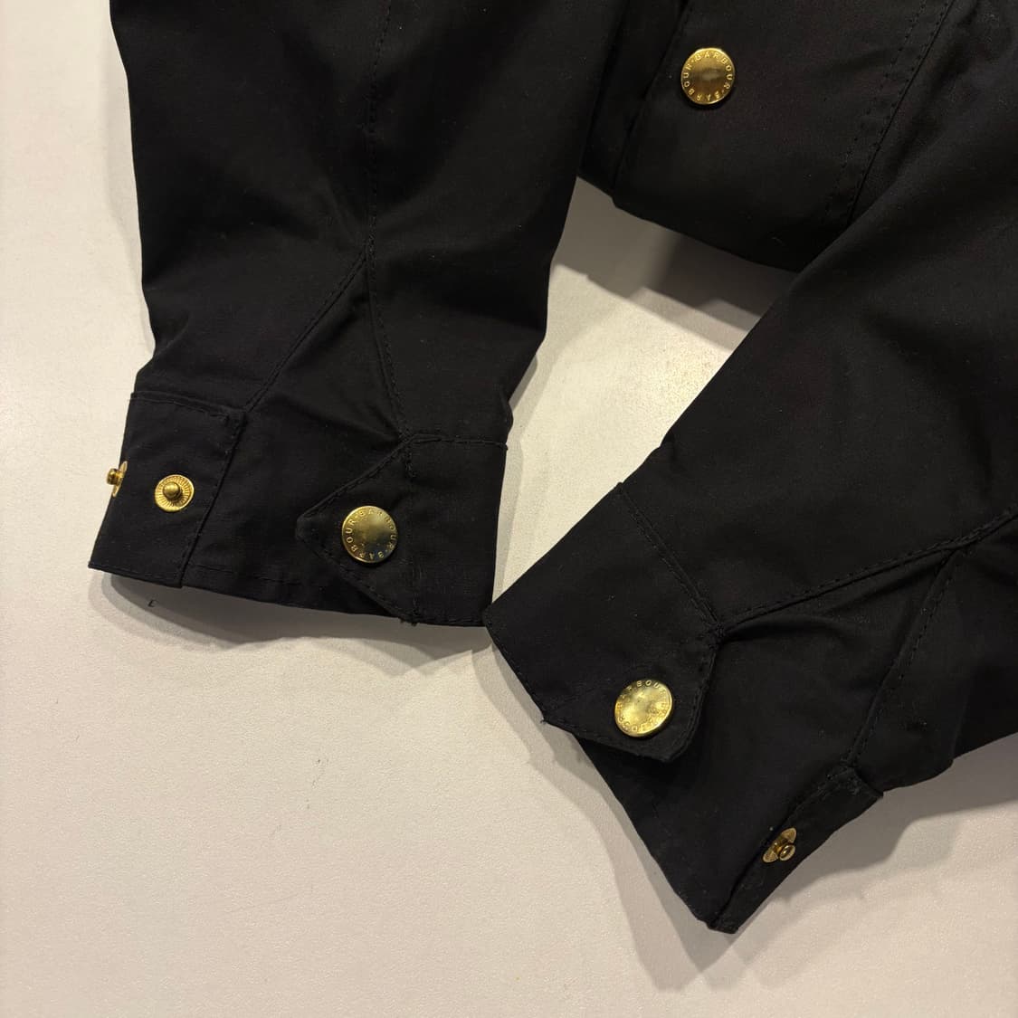 [36] 바버 인터내셔널 퍼 내피 포함 블랙 벨트 자켓 D621 상품이미지9