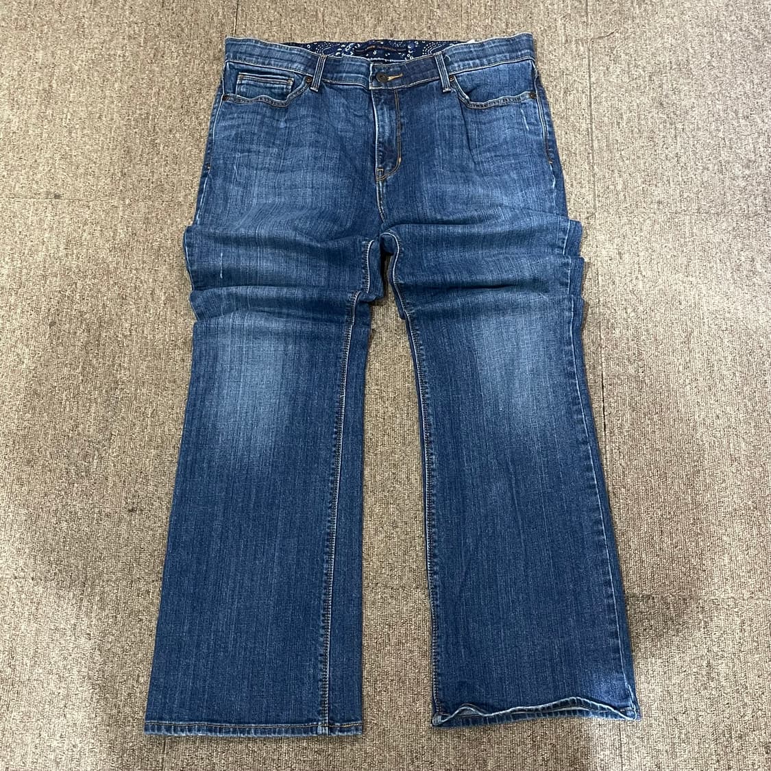 (35) Levi's 525 (리바이스 퍼펙트 웨이스트 부츠컷) 상품이미지1