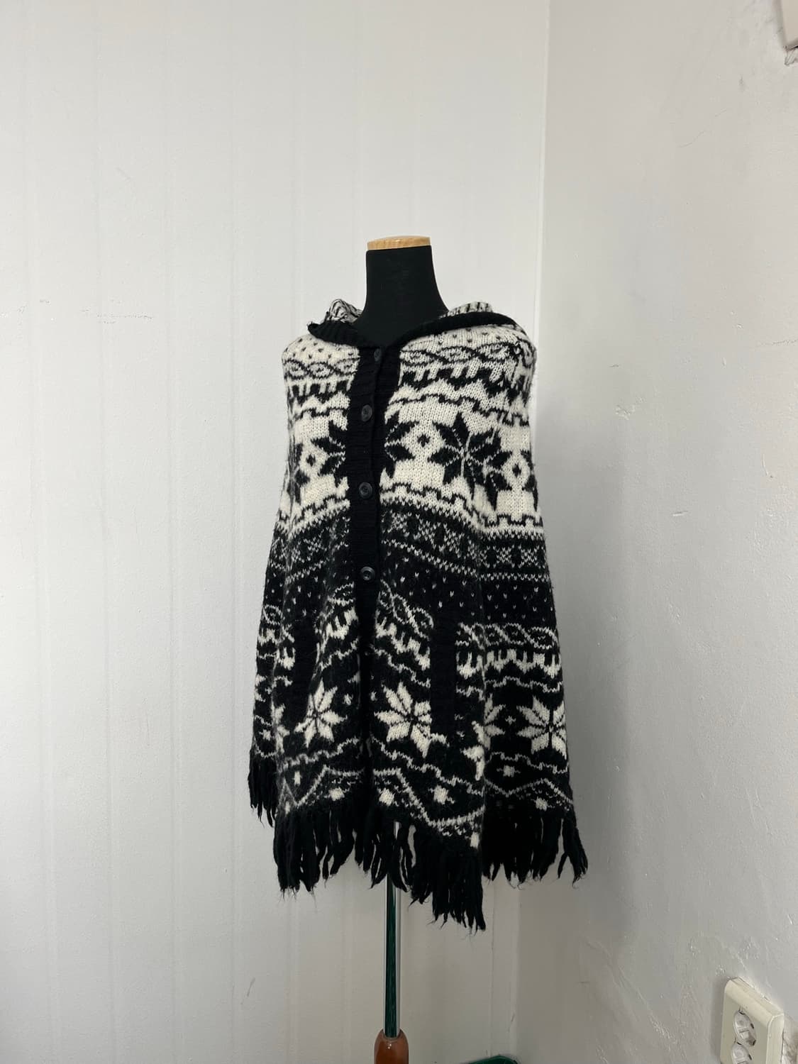 Lowrysfarm 노르딕 케이프 상품이미지1