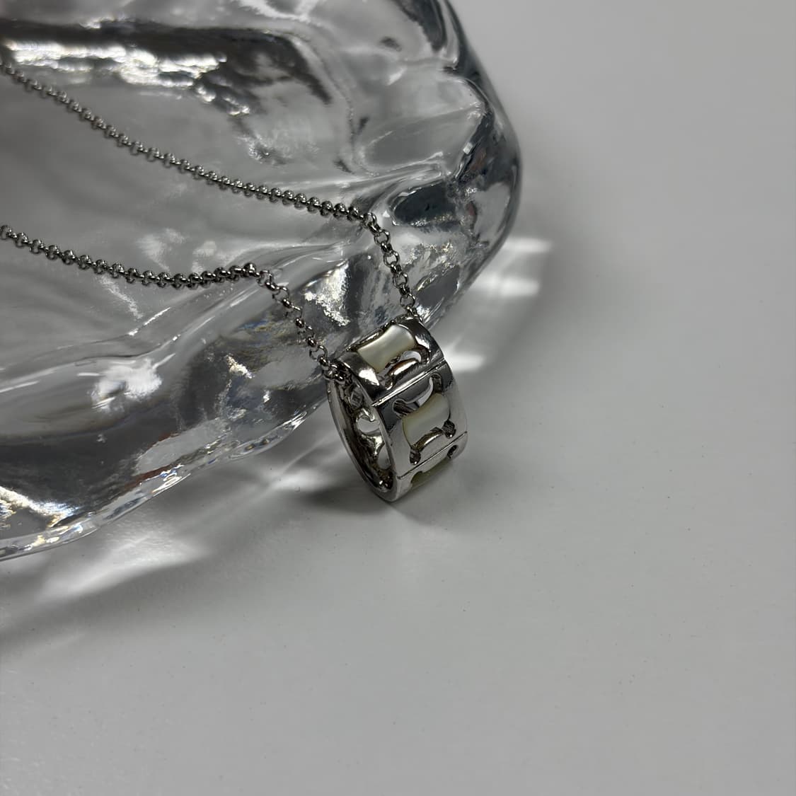 셀린느 자개 목걸이 상품이미지1