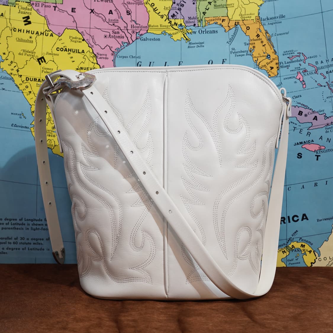 TOGA 토가 아카이브 23AW 웨스턴 레더 백 상품이미지6