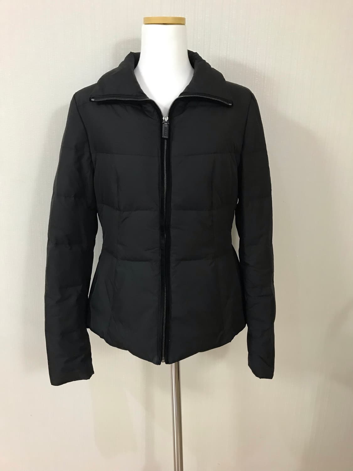 Bally 블랙 구스 경량 패딩 S 상품이미지1