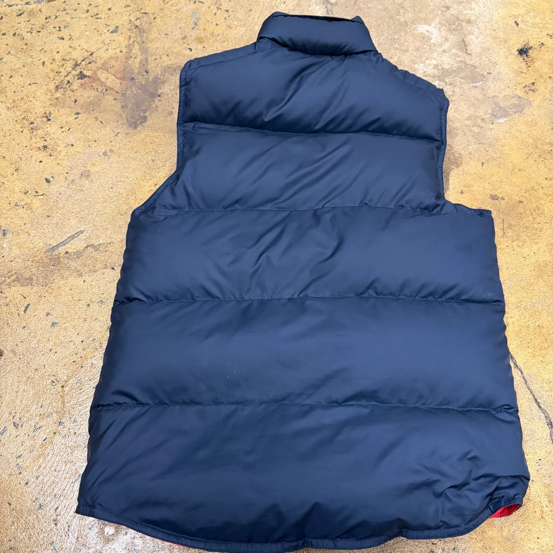 폴로 랄프로렌 네이비 레드 패딩 조끼  상품이미지3