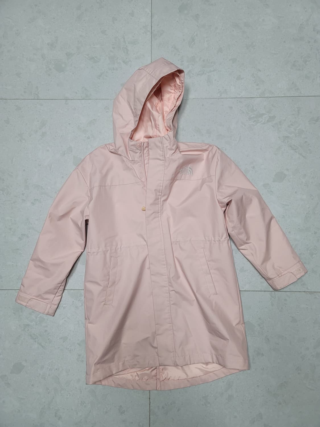 노스페이스 연핑크 롱 바람막이 키즈 140사이즈 상태극상
 상품이미지1