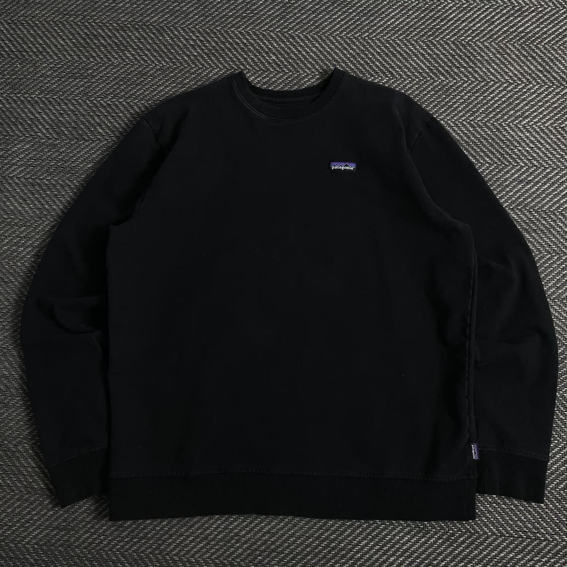 파타고니아 스몰로고 블랙 긴팔  스웻셔츠y 3801 상품이미지2