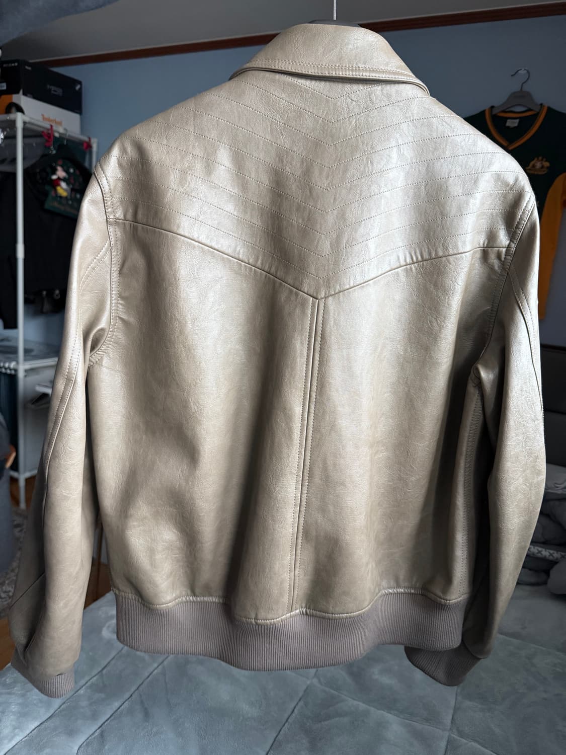 엘무드 캣츠마크 비건레더 자켓 올리브카키 상품이미지3