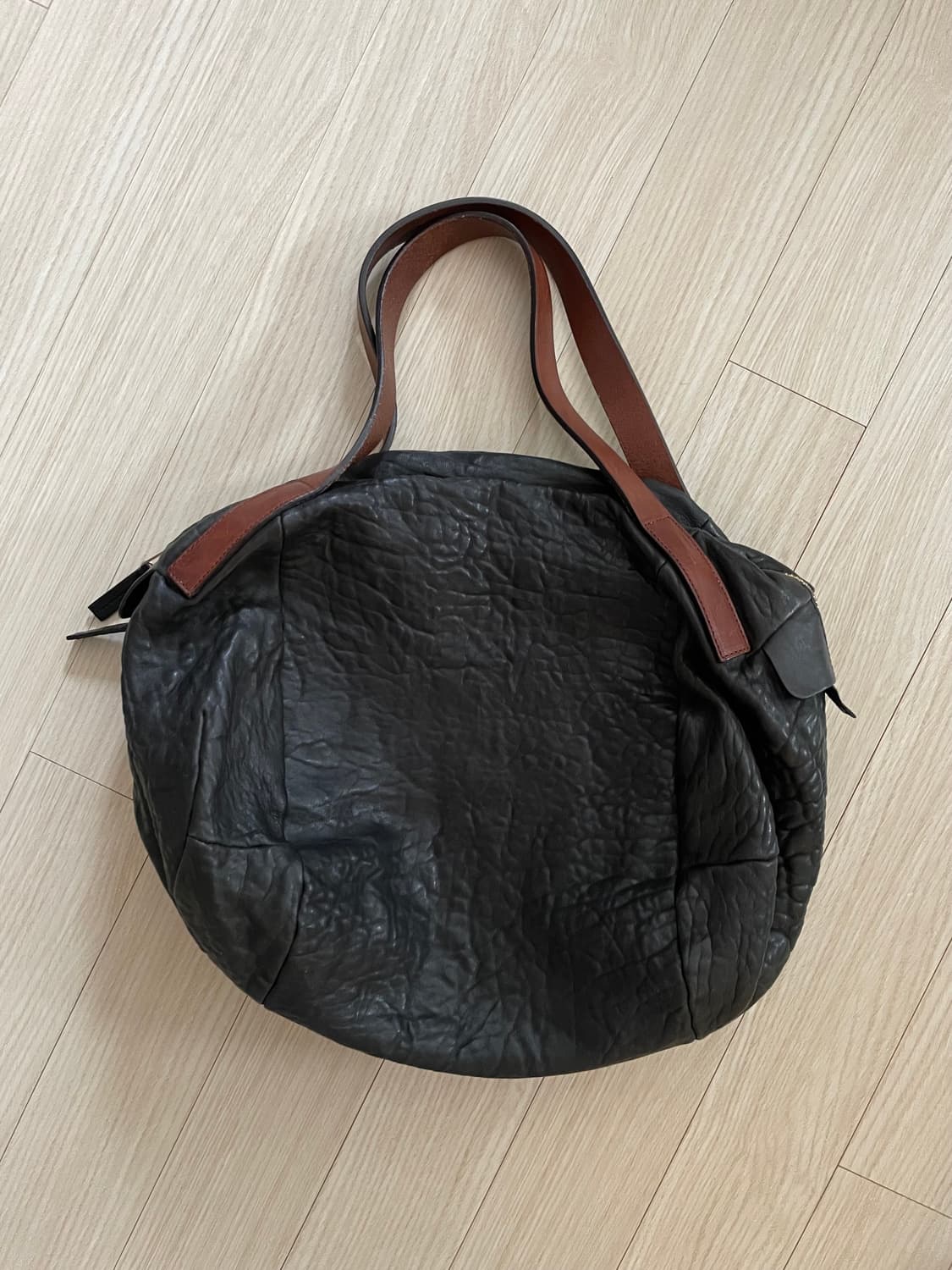 셀린느 풀그레인 레더 숄더백 볼링백 상품이미지1