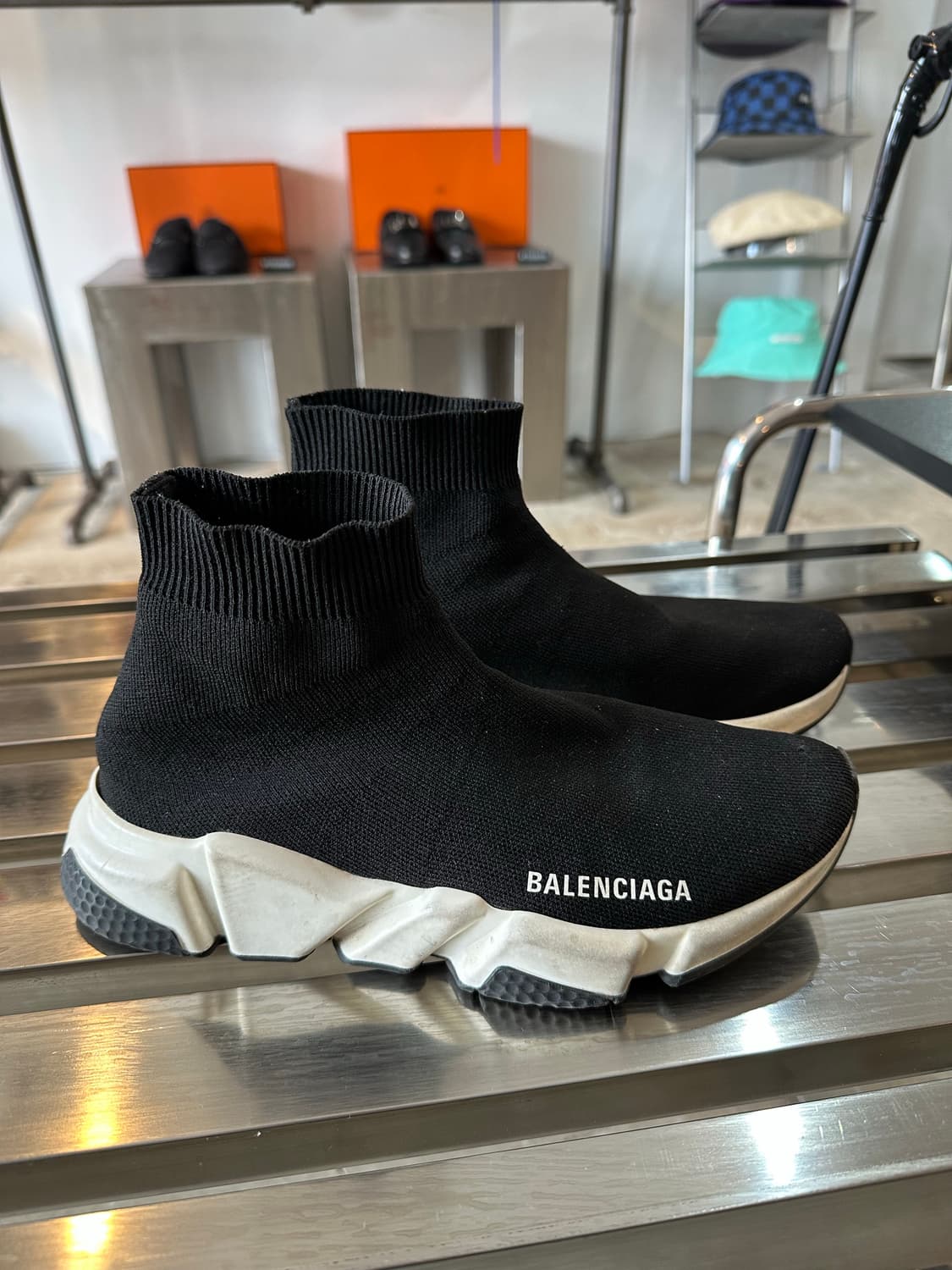 정품 발렌시아가 스피드러너 상품이미지2