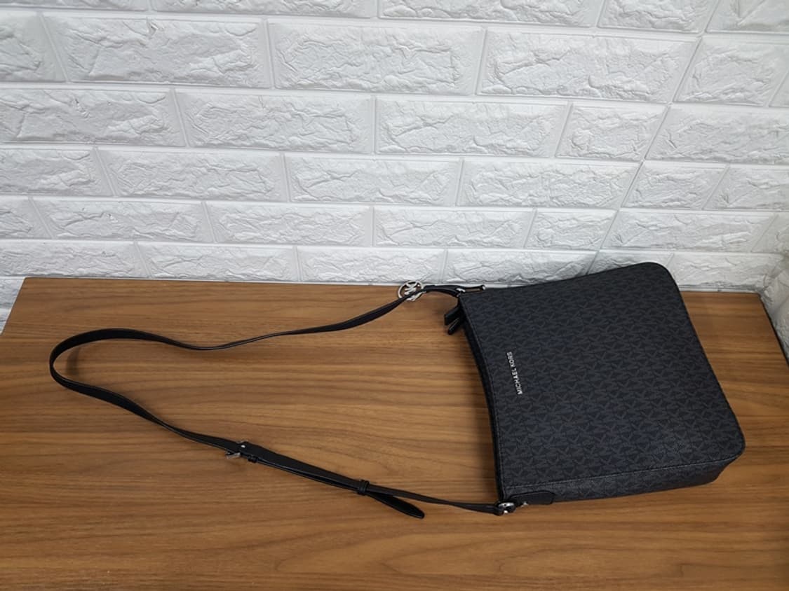 마이클코어스 여성 크로스백 (정품) 상품이미지5