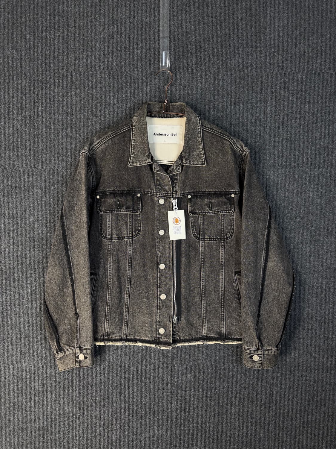 앤더슨벨 인사이드아웃 데님 트러커자켓 상품이미지1