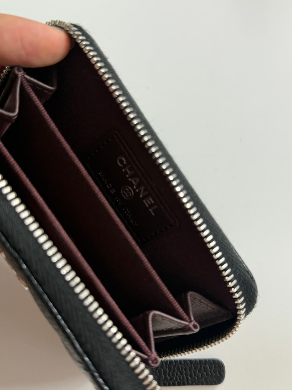 샤넬 캐비어 은장 지퍼 카드지갑 상품이미지4