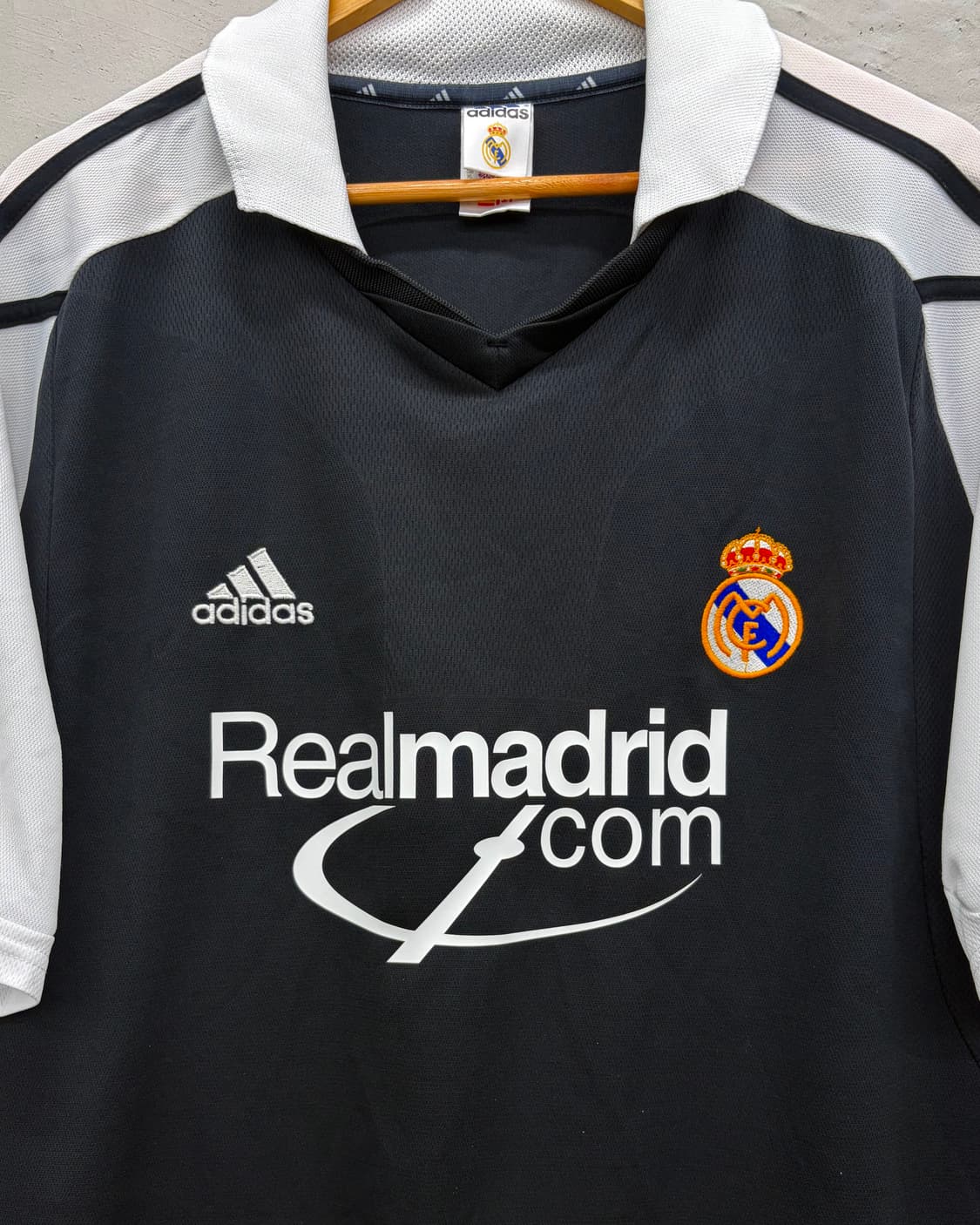 아디다스 01-02 레알 마드리드 어웨이 리그킷 호베르투 카를루스 상품이미지4