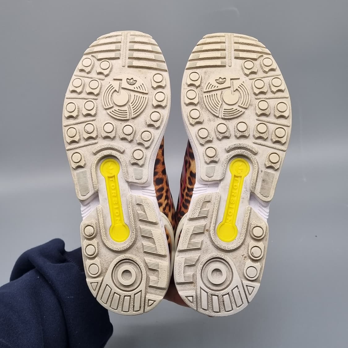 아디다스 토션 레오파드 운동화235 상품이미지3