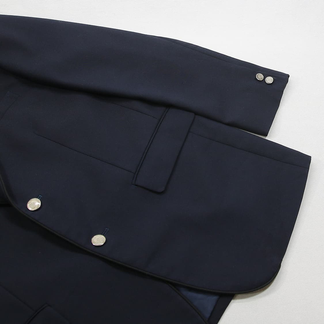 (착용컷) KANKO 파이핑 블레이져 (남성용 100) 상품이미지5