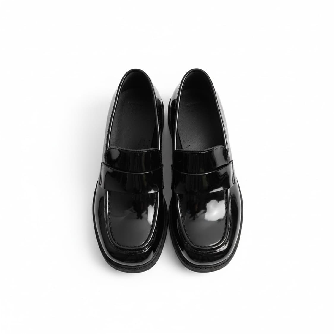 착한구두 블랙 에나멜 로퍼 여성 구두 240 상품이미지1