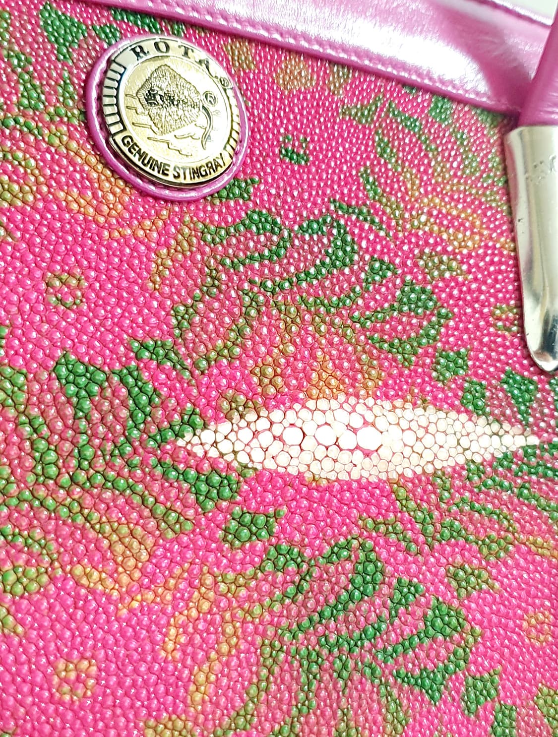 로타(Rota) 가오리가죽 AUGUST 핑크 탑핸들 토트백 상품이미지4