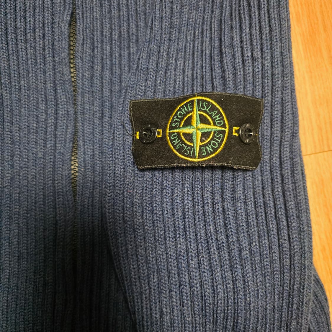 95) 스톤아일랜드 니트 집업 상품이미지3