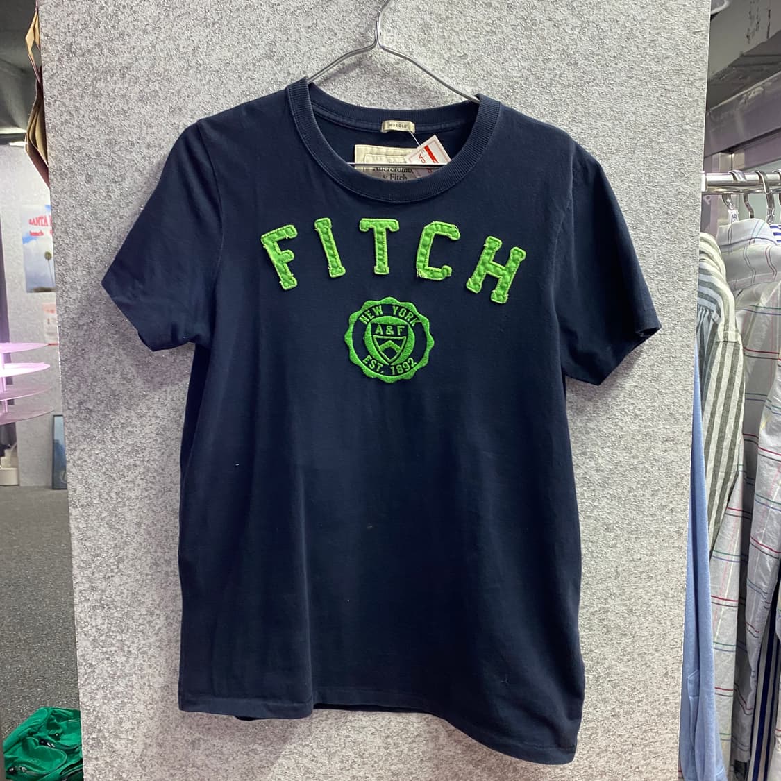 아베크롬비 빅로고 뉴욕 네이비 반팔티 B4310 상품이미지2