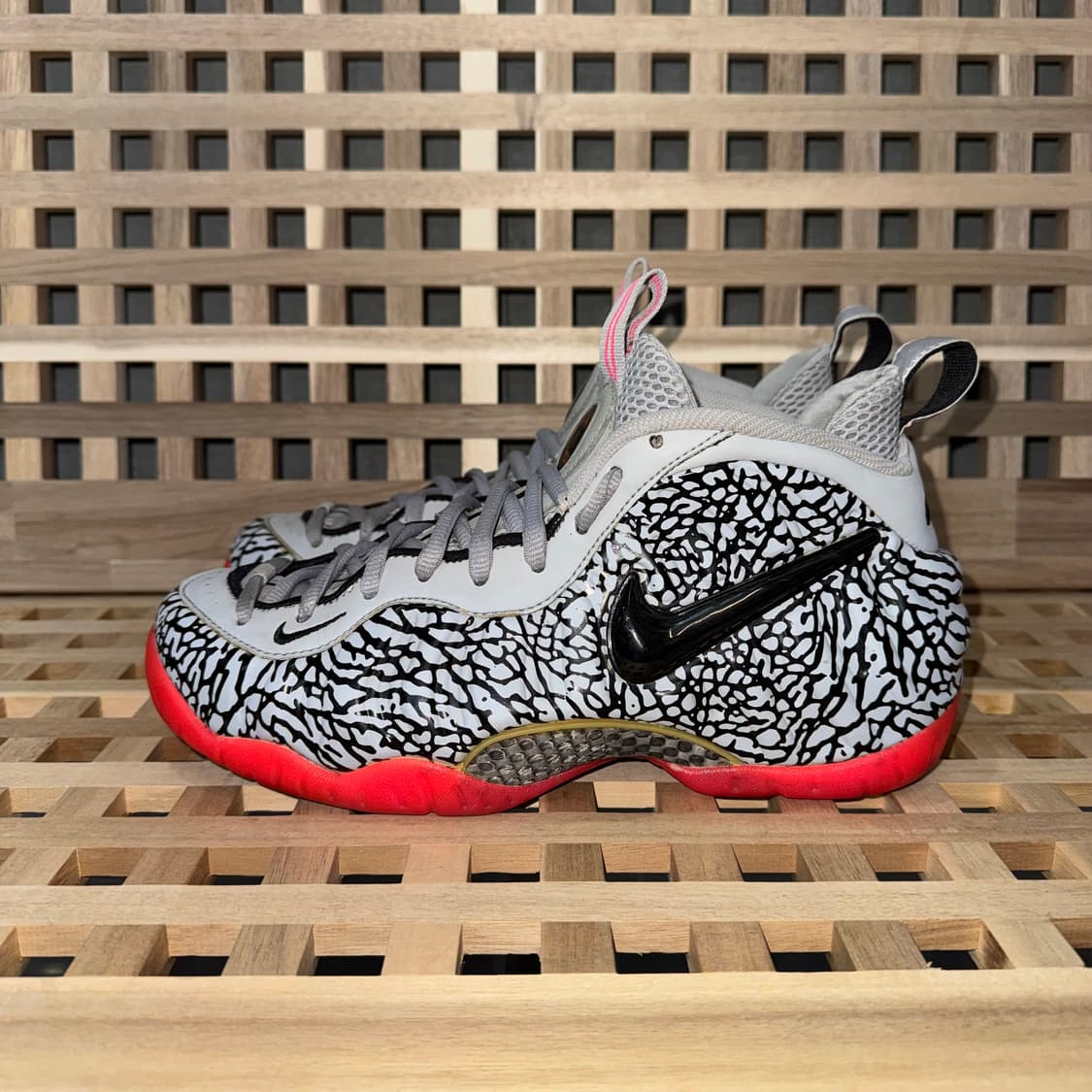 나이키 에어 폼포짓 프로 프리미엄 엘리펀트 (265)     상품이미지2