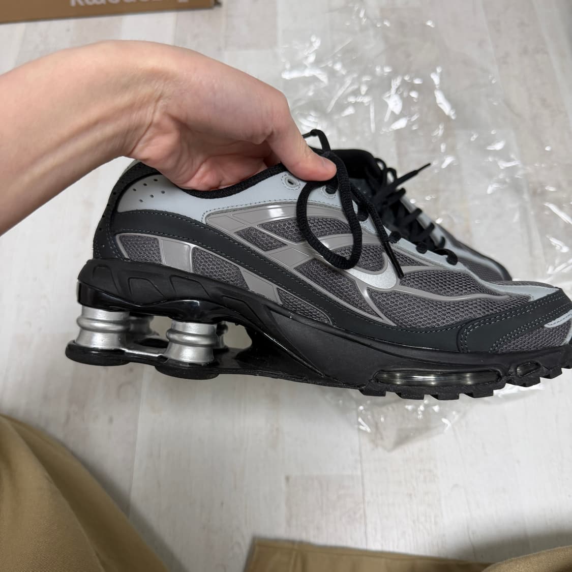 [250] 나이키 샥스 라이드 2 라이트 그래파이트 앤트러사이트 상품이미지4