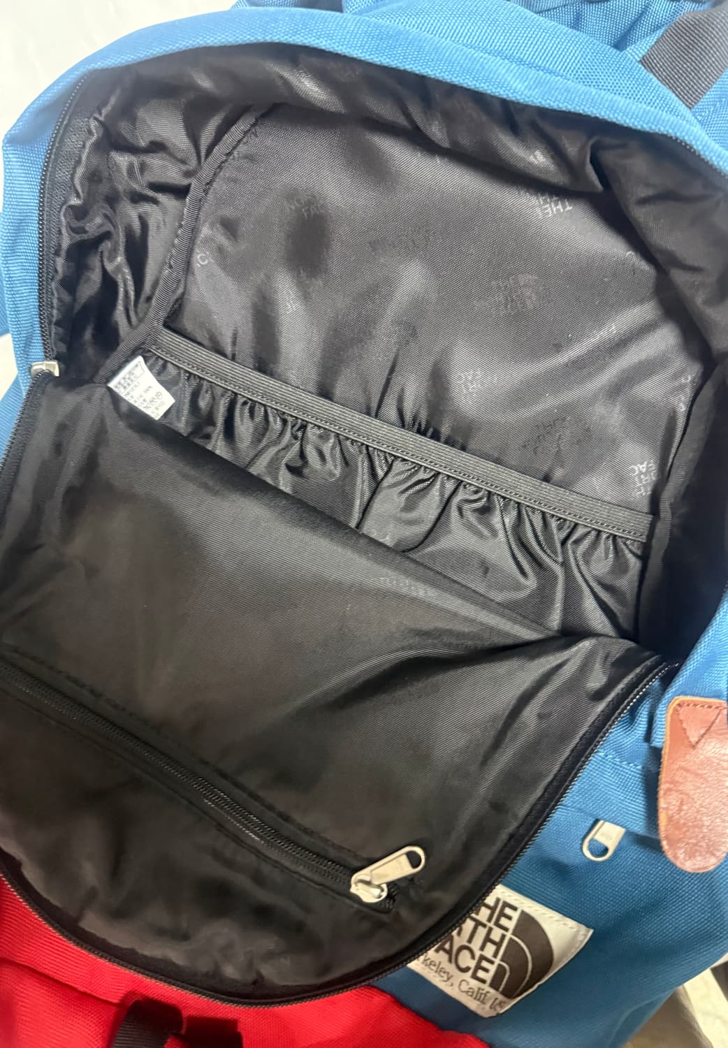The North Face Color Block Backpack 21L 상품이미지7