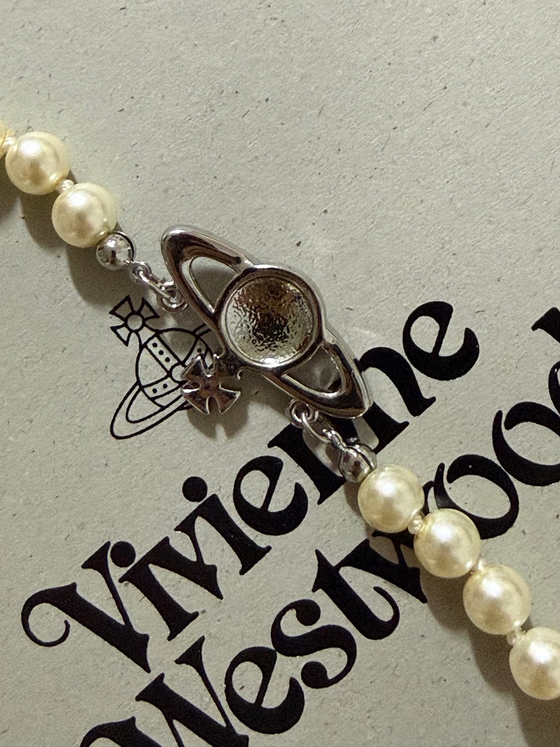 비비안 웨스트 우드 미니 초커 목걸이 상품이미지4