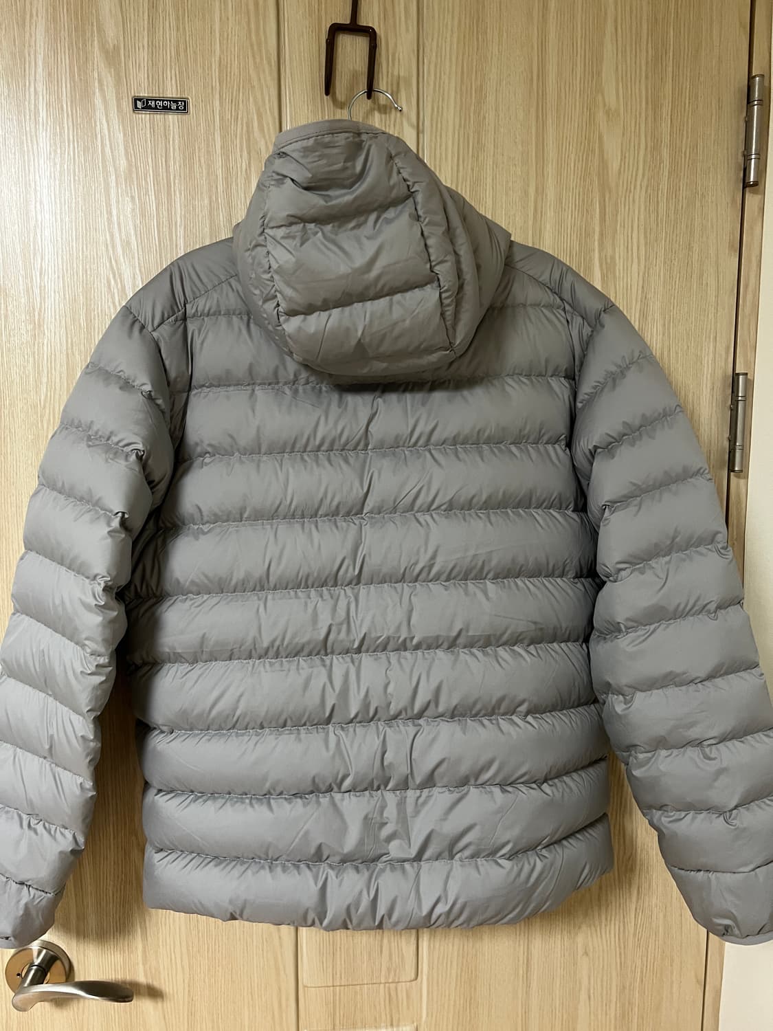 무신사 스탠다드 시티레저 경량패딩 무탠다드 상품이미지3