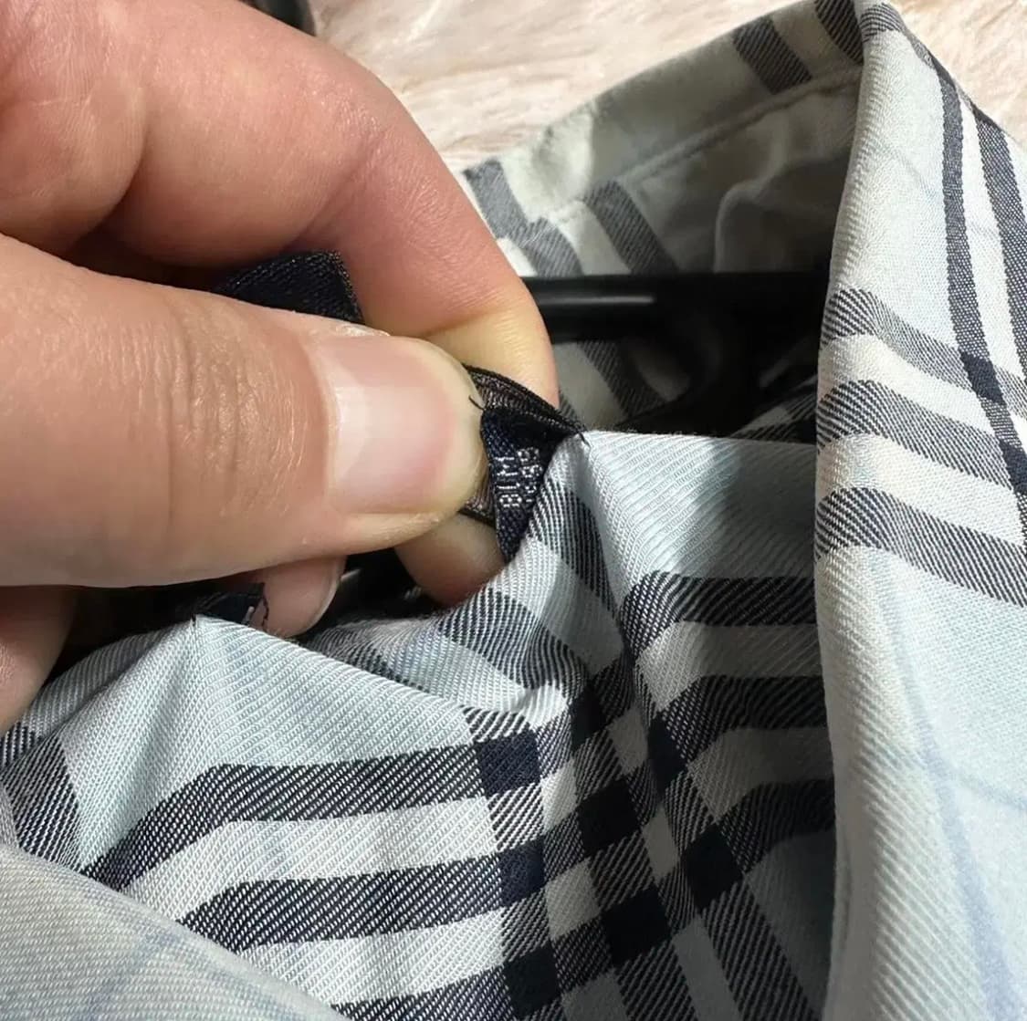 버버리 체크 긴팔 셔츠 (스카이블루 하늘색) 상품이미지3