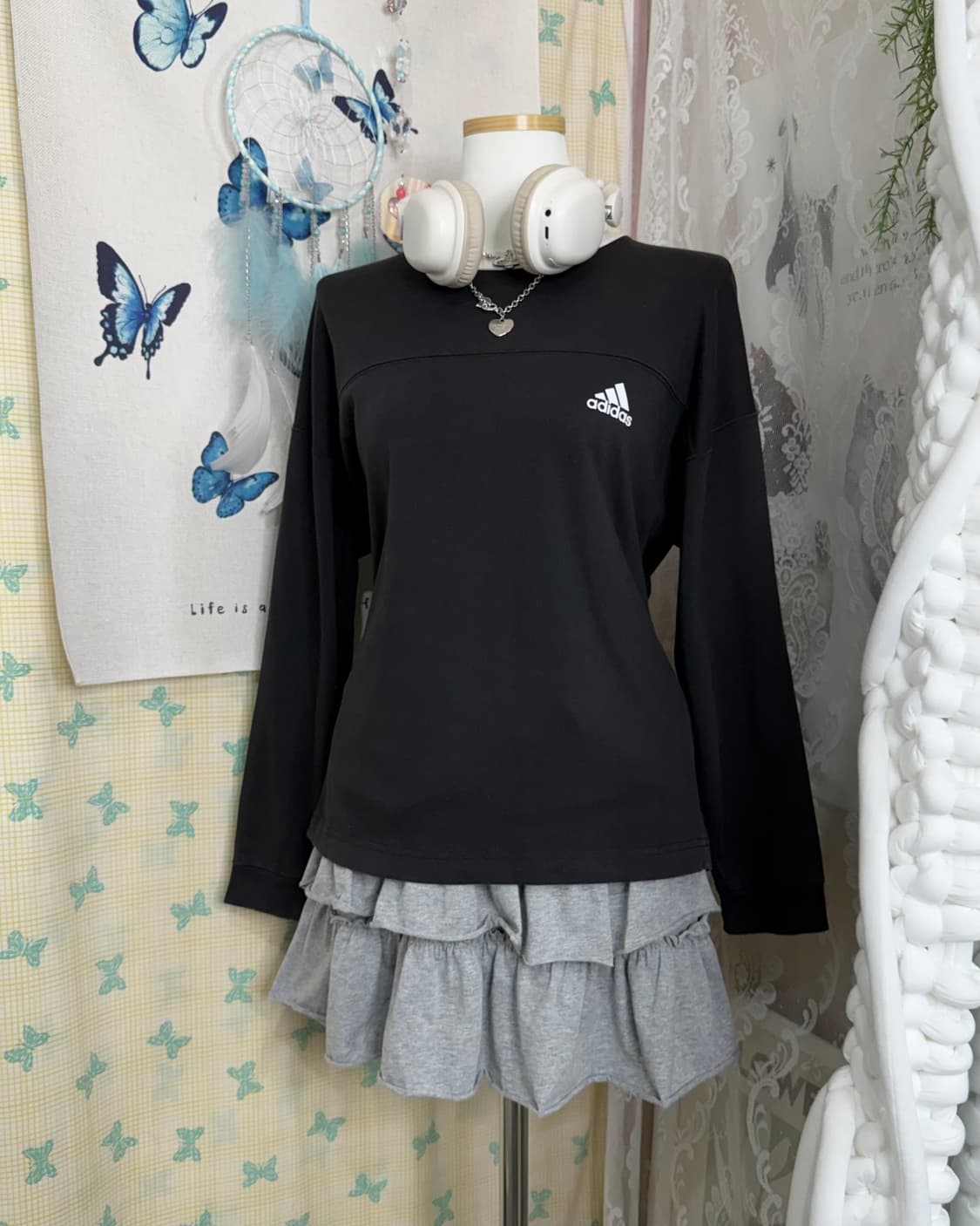 아디다스 블랙 백 프린팅 티셔츠 상품이미지4