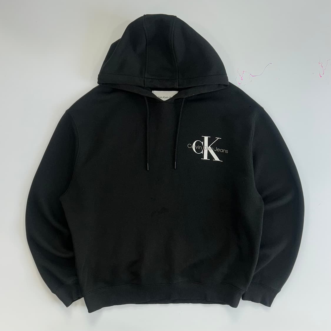 Calvin Klein Jeans 켈빈클라인 스몰로고 블랙 후드티  상품이미지3